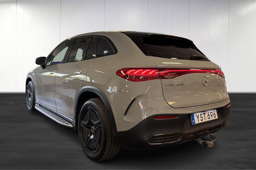 Bild 4 av Mercedes-Benz EQE SUV 500 4MATIC Moms/AMG/Burmester/Pano/Drag