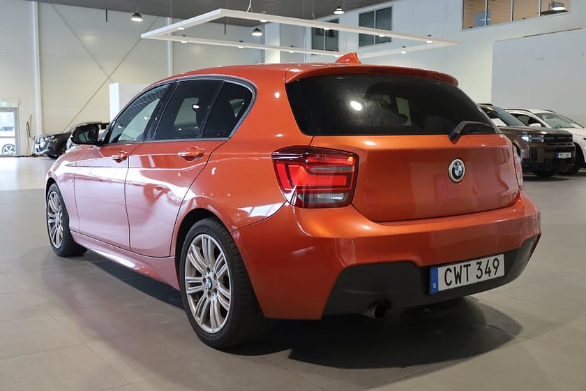 Bild 4 av BMW 116i 5-dörrars M Sport Connected PDC Blåtand Rattvärme
