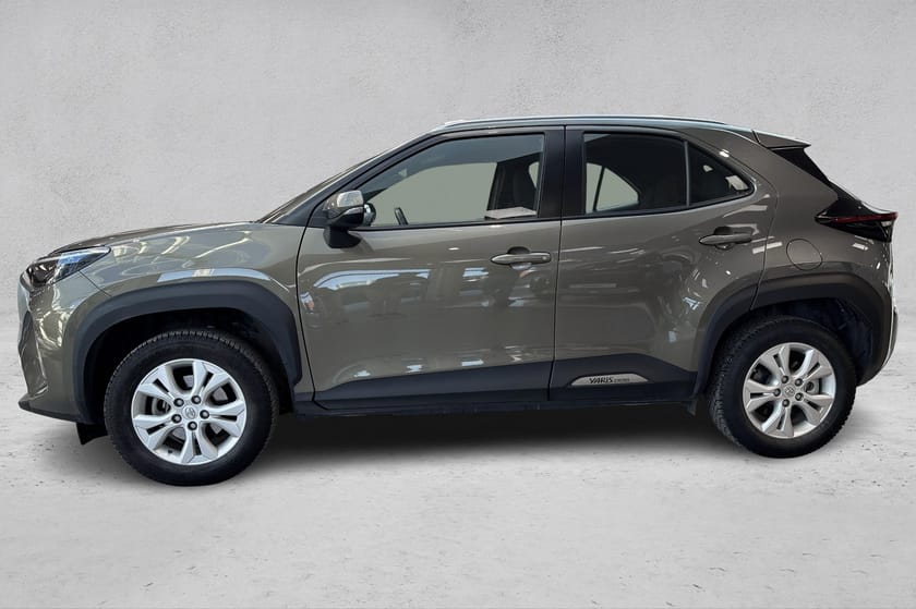 Bilde 2 av Toyota Yaris Cross Hybrid AWD-i | |