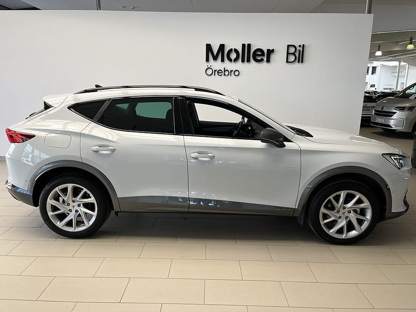 Bild 3 av CUPRA Formentor 1.5 TSI 150 HK|Drag|B-Kamera|Car-play|P-sensorer