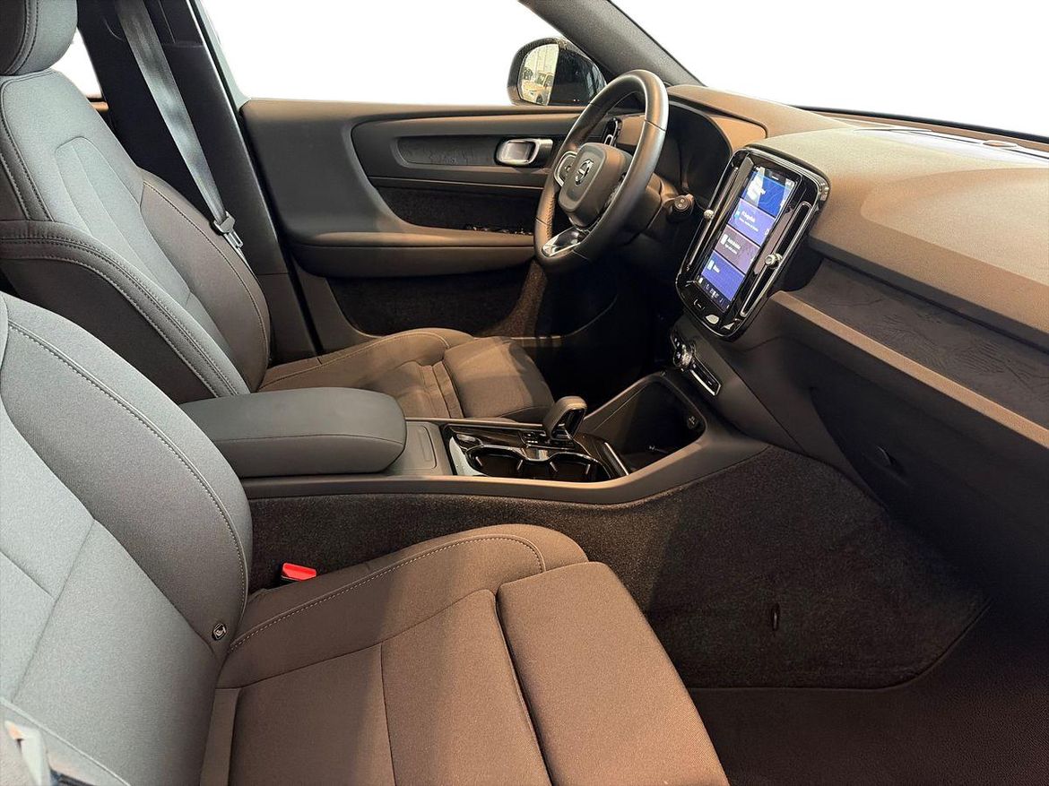 Volvo XC40 2023 - miniatyr 8