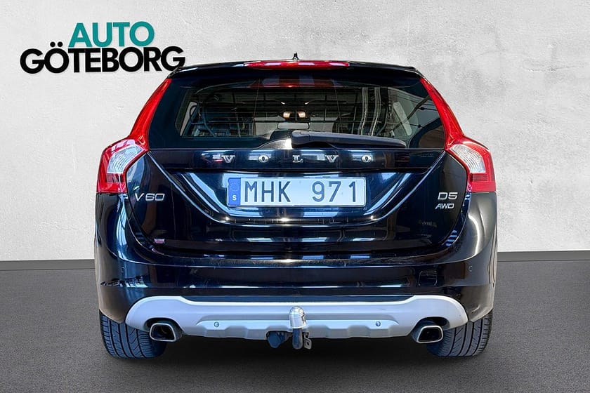 Bild 5 av Volvo V60 D5 AWD Geartronic R-Design Summum Dragkrok TV Taklucka