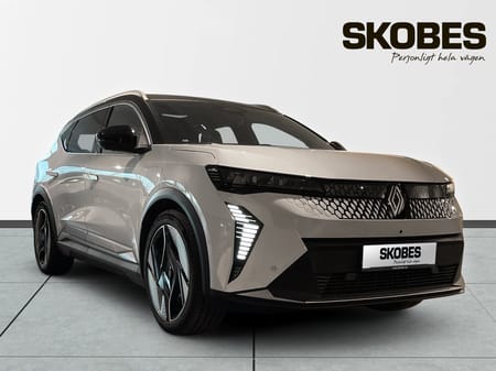 Renault Scenic E-Tech evolution+ lagerbilar
