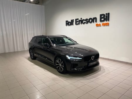 Volvo V60 T6 Plus Dark Edition