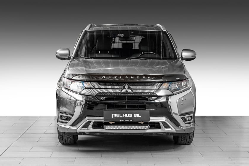 Bilde 3 av Mitsubishi Outlander PHEV Instyle+ TOPPUTSTYRT•EN EIER•HENGERFESTE•FRI FRAKT