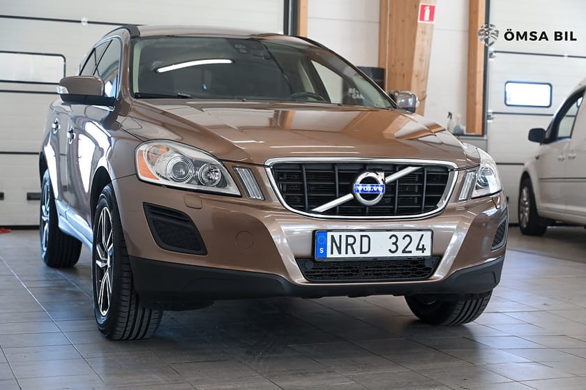 Bild 3 av Volvo XC60 D3 AWD Momentum Värmare Drag 163hk