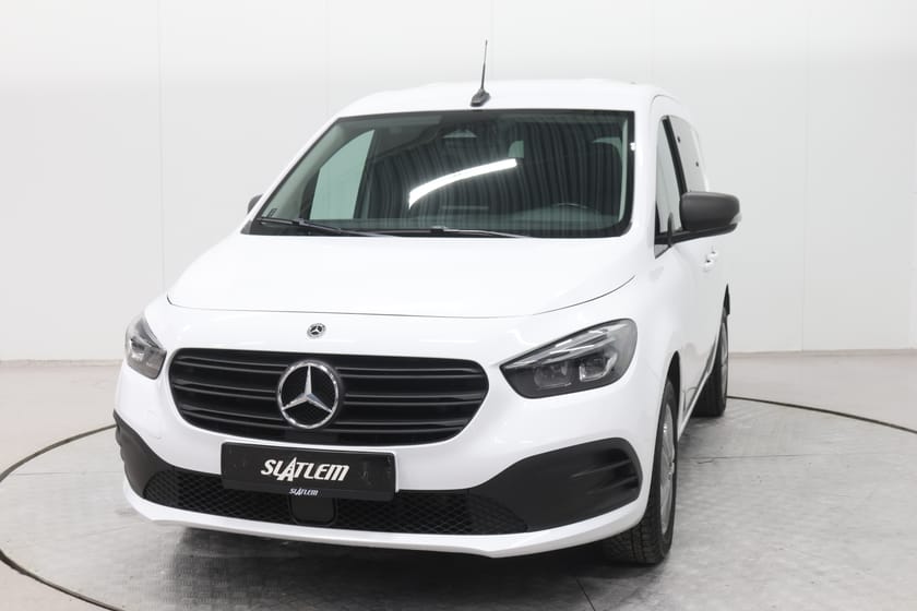 Bilde 1 av Mercedes-Benz Citan 110 CDI 3-seter, Ryggekamera, Hengerfeste, Navi, DAB++