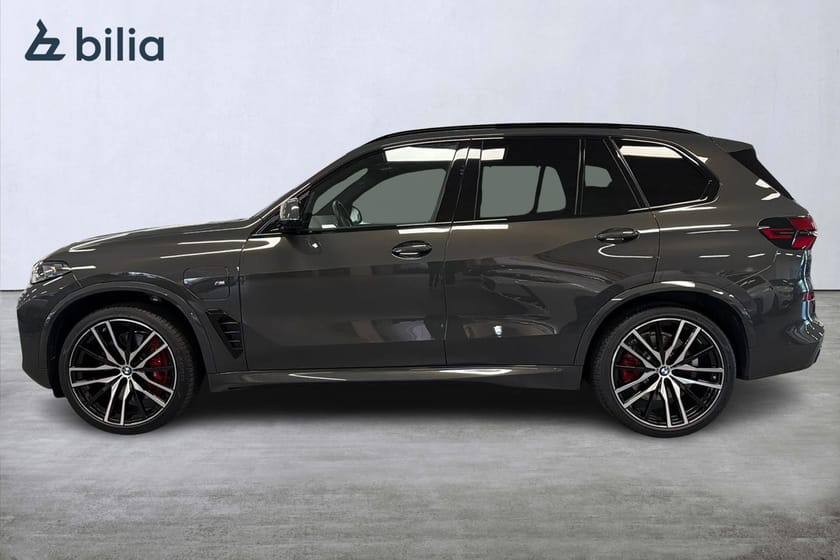 Bild 3 av BMW X5 xDrive50e xDrive 50e M-sport Pro | Panorama | H&K | Komfortstolar