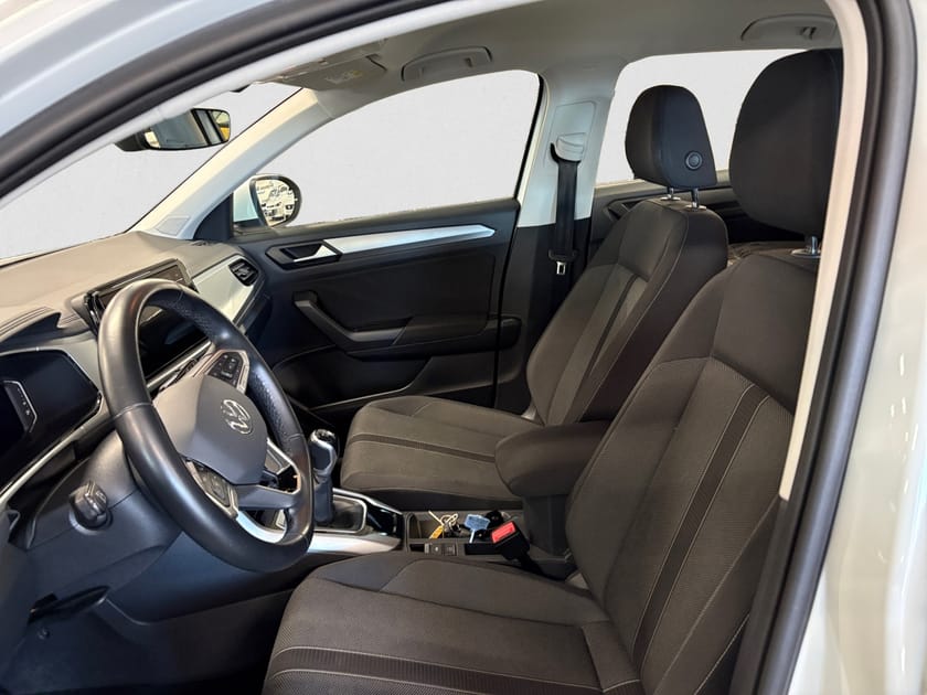 Bild 5 av Volkswagen T-Roc 1,0 TSI 110 HK