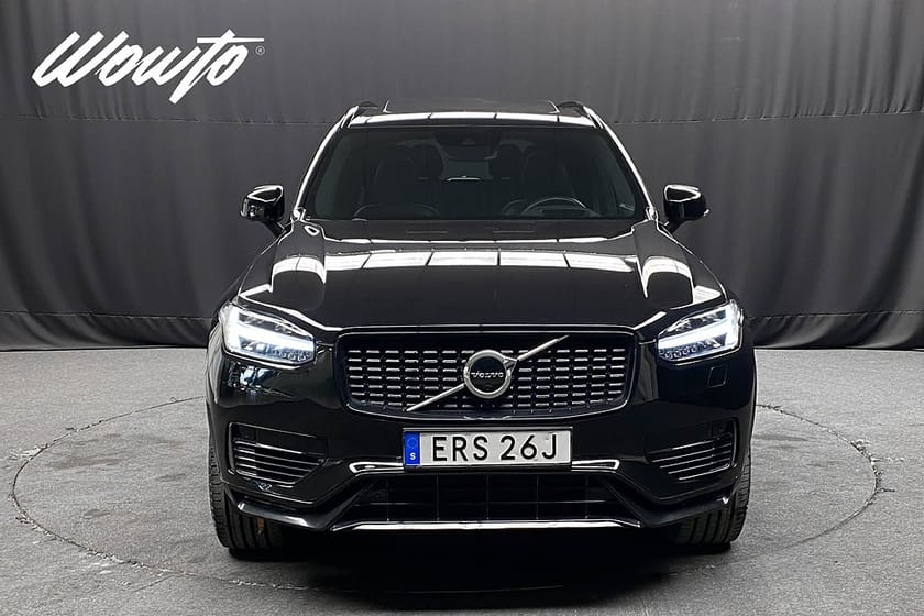 Bild 2 av Volvo XC90 7 Säten T8 AWD 392HK 7-Sits R-Design /Pano /HuD /Moms /4.95%