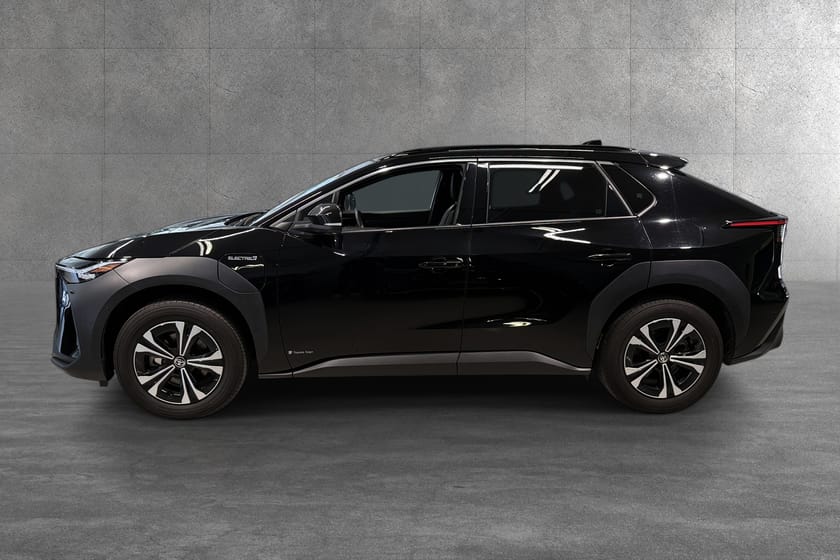 Bilde 2 av Toyota bZ4X AWD Executive ,skinn , hengerfeste