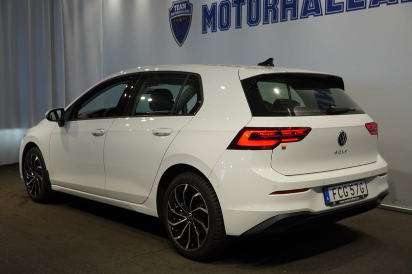 Bild 4 av Volkswagen Golf 1,5 LIFE MAN 6-VXL NAVI / PANO/ HUD