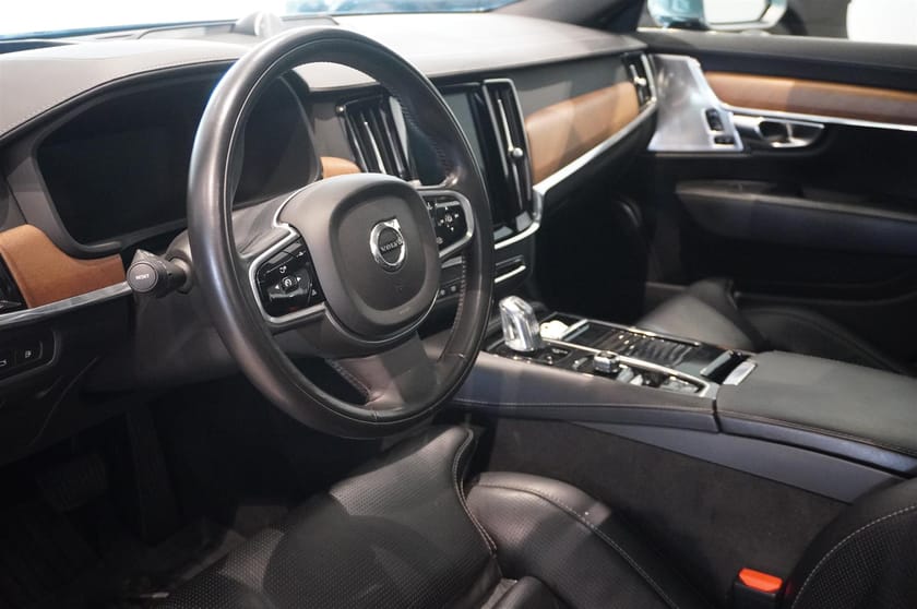 Bild 2 av Volvo S90 T8 AWD Inscription Pro B W Taklucka 360° HUD Drag
