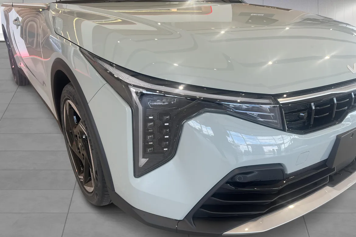 picture of a car