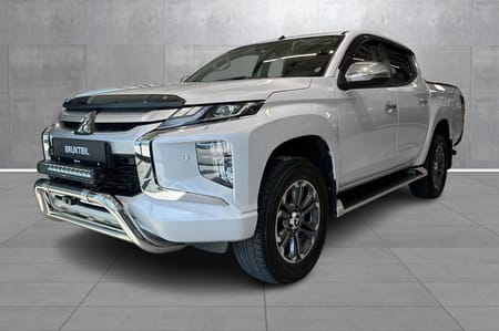 Mitsubishi L200 Dobbelcab D-Cab. Plantrekk, hengerfeste, ekstralys.