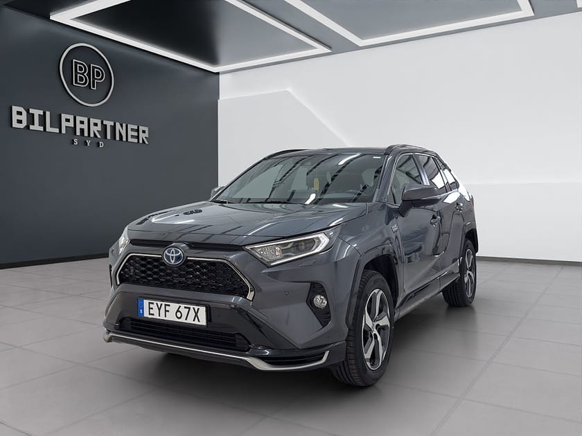 Bild 1 av Toyota RAV4 Laddhybrid Plug-in Hybrid E-CVT X-Edition/Navi/B-Kamera/Carplay