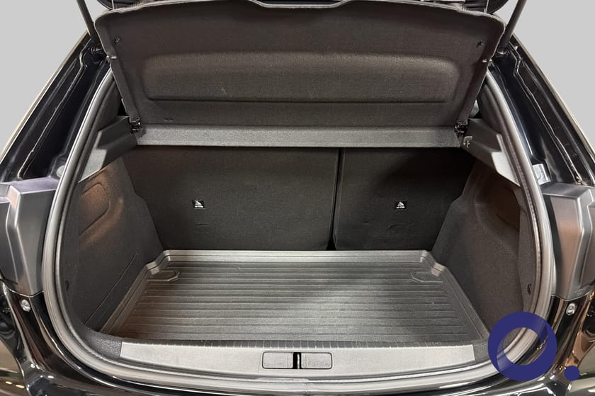 Bilde 5 av Peugeot e-208 GT 136 hk | ADAPTIV CRUISE, CARPLAY, KAMERA, NAVI++