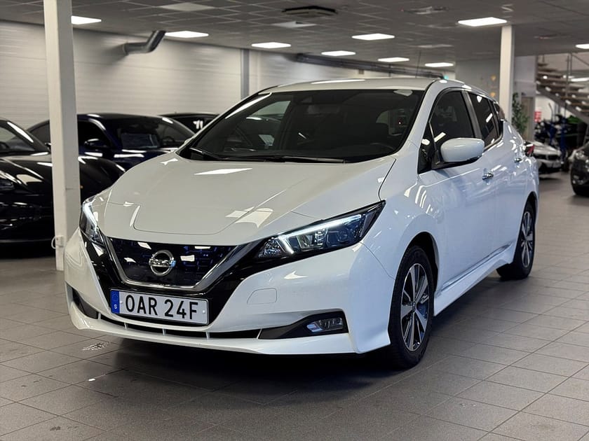 Bild 5 av Nissan Leaf 40KWH 5-dörr Kamera Navi Värmare 285km