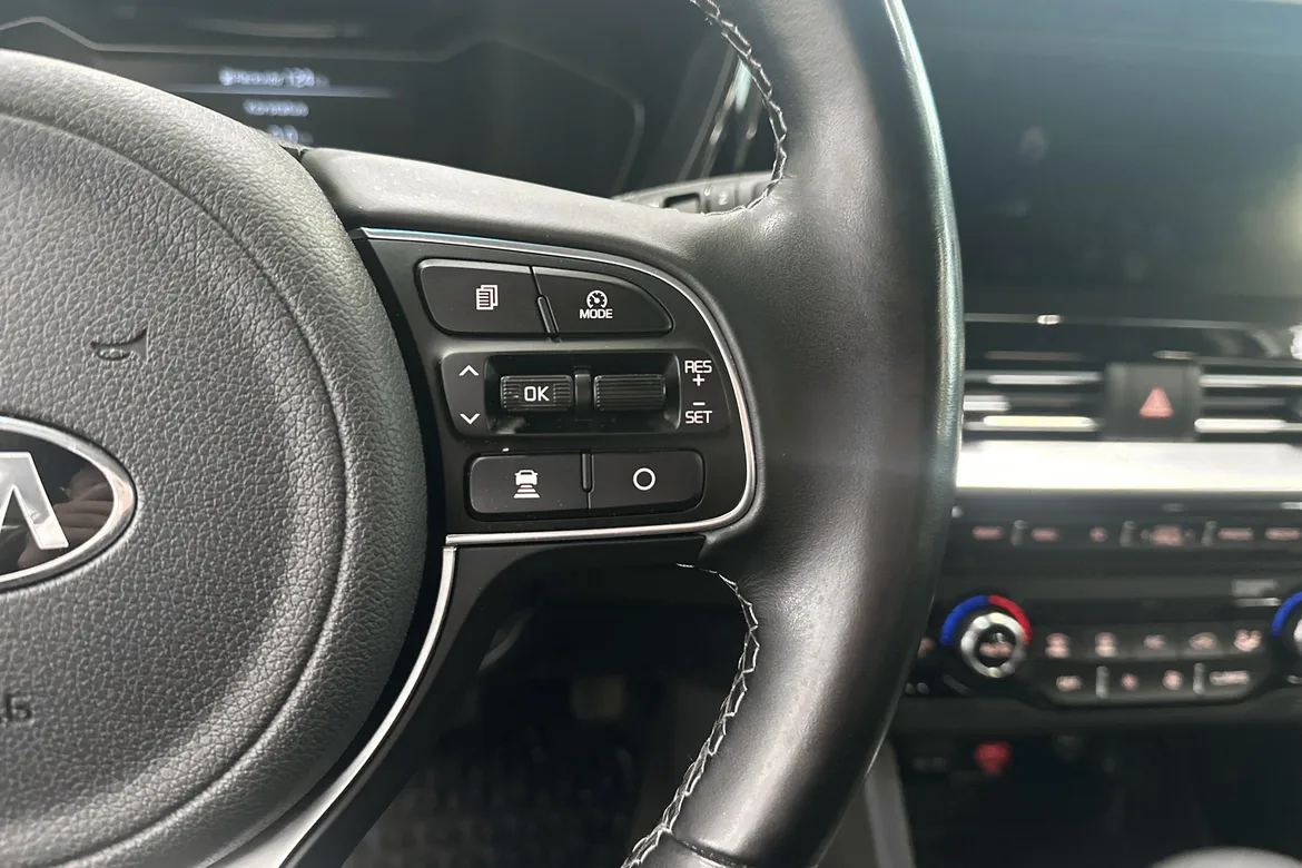 picture of a car