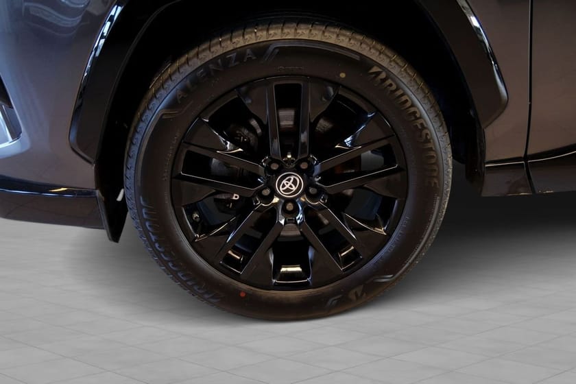 Bilde 2 av Toyota RAV4 Hybrid AWD-i Style