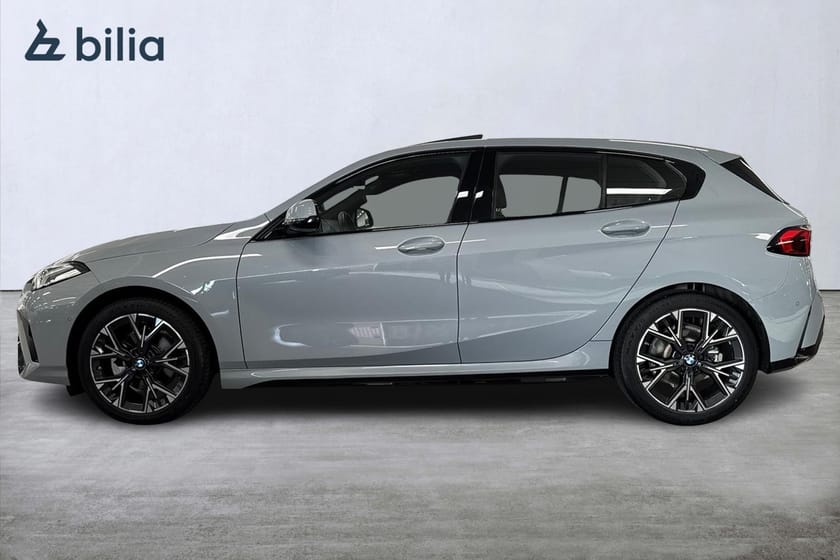 Bild 3 av BMW 120 M-Sport | Panorama | Backkamera | Rattvärme