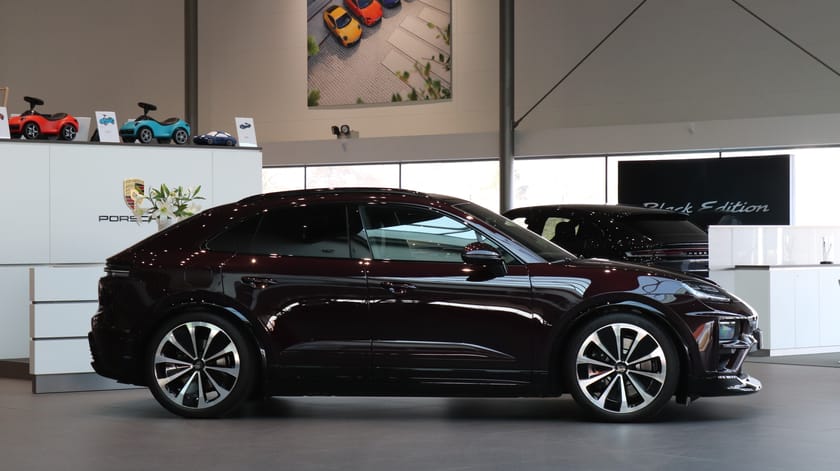 Bild 3 av Porsche Macan Turbo 22" / Passagerardisplay / Dragkrok