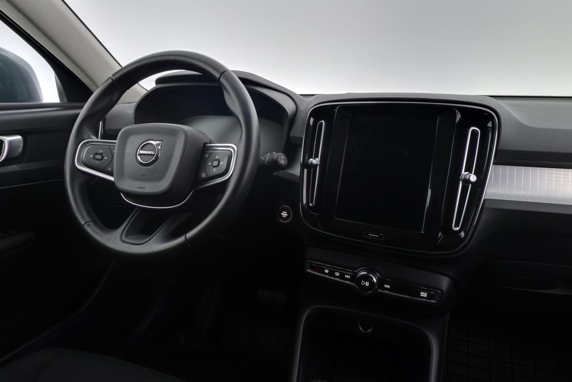 Volvo XC40 2019 - miniatyr 8