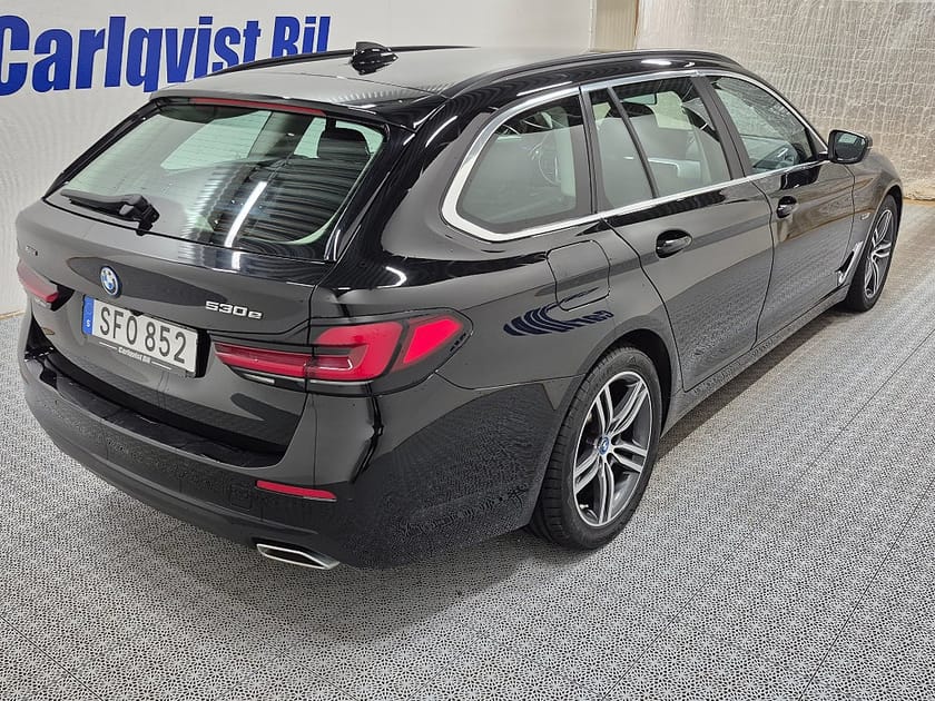 Bild 4 av BMW 530e xDrive Touring Plug in 292HK 4x4 Läder