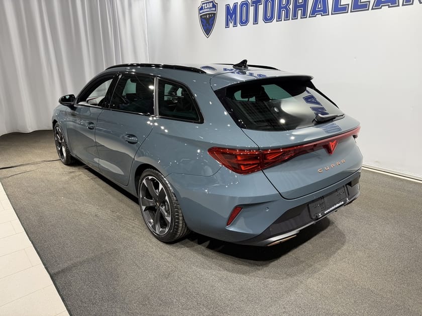 Bild 2 av CUPRA Leon Sportstourer e-Hybrid 1.5 204 DSG (PLUG