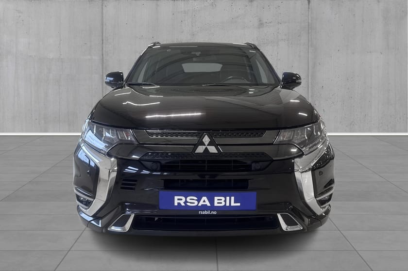 Bilde 2 av Mitsubishi Outlander PHEV PHEV, 4X4, 360 kamera, Hengerfeste, Skinn,