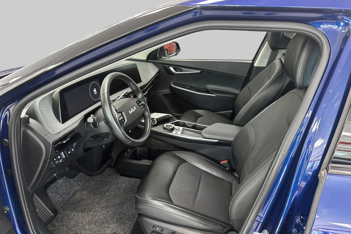 picture of a car