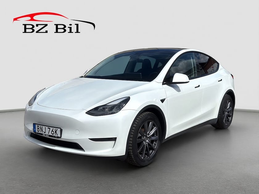 Bild 1 av Tesla Model Y Long Range AWD Autopilot Pano Drag Moms