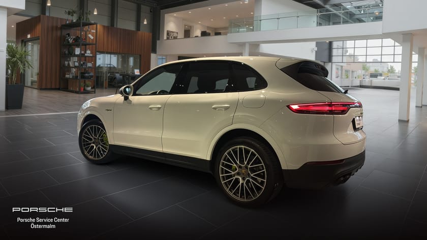 Bild 2 av Porsche Cayenne E-Hybrid Platinum Edition