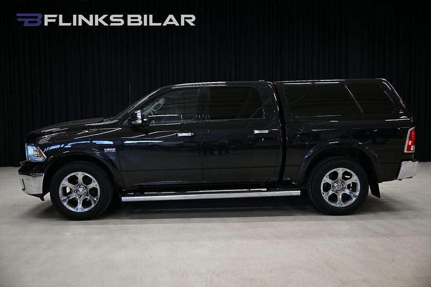 Bild 2 av RAM 1500 Crew Cab 5.7 V8 HEMI 4x4 395HK Automat|Kåpa|Luftfjädring|Leasbar