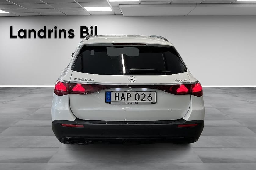 Bild 5 av Mercedes-Benz E 300 d e 4MATIC All-Terrain de / Superscreen
