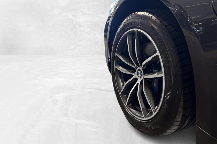 Bilde 3 av BMW 530e xDrive Sedan M-Sport, Soltak, Innbyttekampanje!