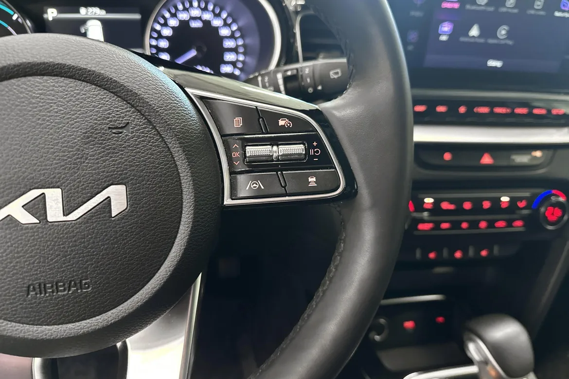 picture of a car