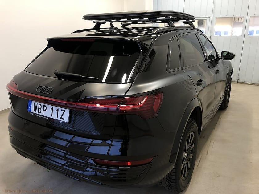 Bild 4 av Audi Q8 55 e-tron quattro Dakar edition panorama