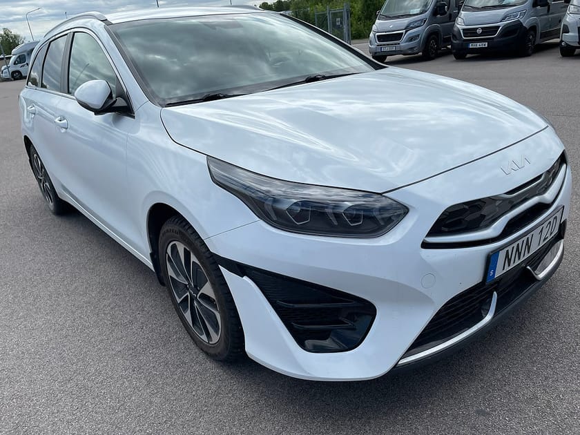 Bild 2 av Kia Ceed Sportswagon Plug-in Hybrid Plug in 141HK Advance