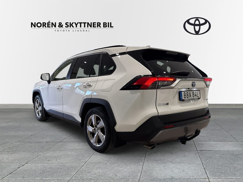 Bild 3 av Toyota RAV4 Hybrid AWD-i 2,5 ELHYBRID E-CVT Executive Premium /Vhjul