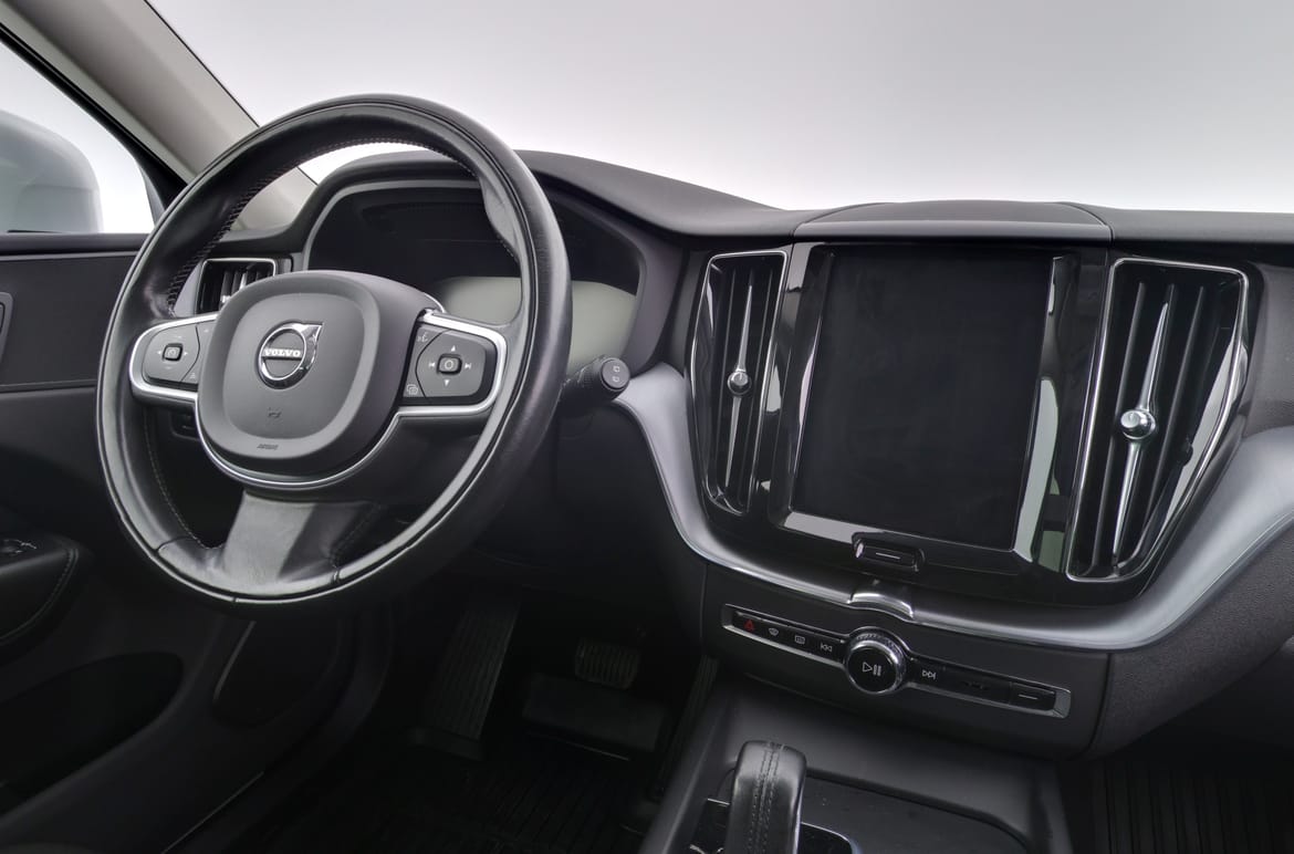 Volvo XC60 2020 - miniatyr 8