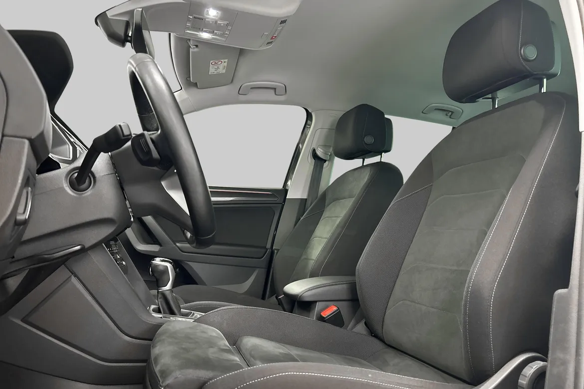 picture of a car