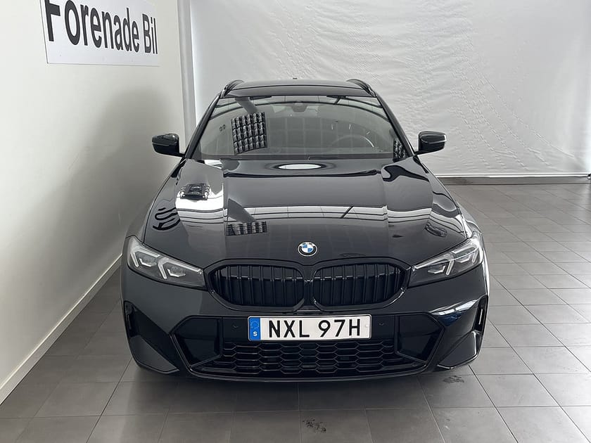 Bild 2 av BMW 320d xDrive Touring M Sport Pro Rattvärme Drag ParkAssist