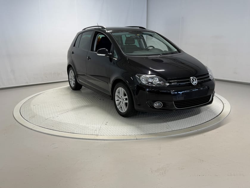 Bilde 2 av Volkswagen Golf Plus HIGHL1,6 105hk Outlet! Cruise/Radio/Teknikkpk/EU 28