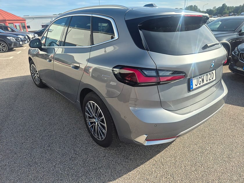 Bild 4 av BMW 225e xDrive Active Tourer 225 E X-DRIVE Elbil 225HK 4x4 Läder