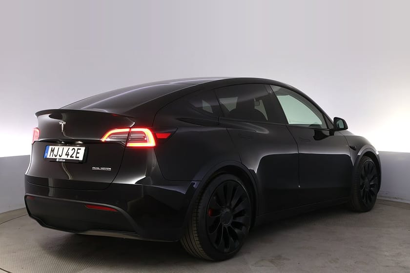 Bild 5 av Tesla Model Y Performance Uppg. Autopilot Panorama