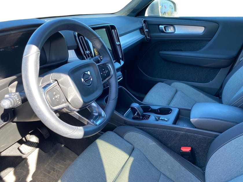 Bild 2 av Volvo XC40 Recharge T4 Core Bright
