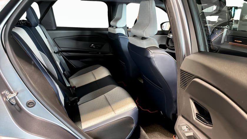 Bild 5 av Renault 5 E-Tech ROLAND GARROS 3990:-/MÅN-SHADOW MATT/HARMAN KARDON/SAFETY