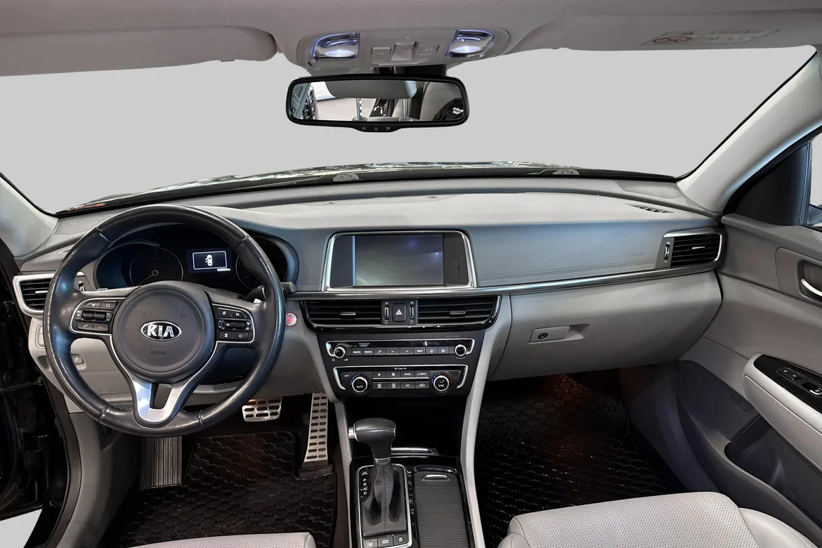 picture of a car