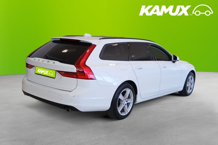 Bild 4 av Volvo V90 D4 Manuell Pilot Assist 190hk Kamrem bytt CarPlay Spotify PDC